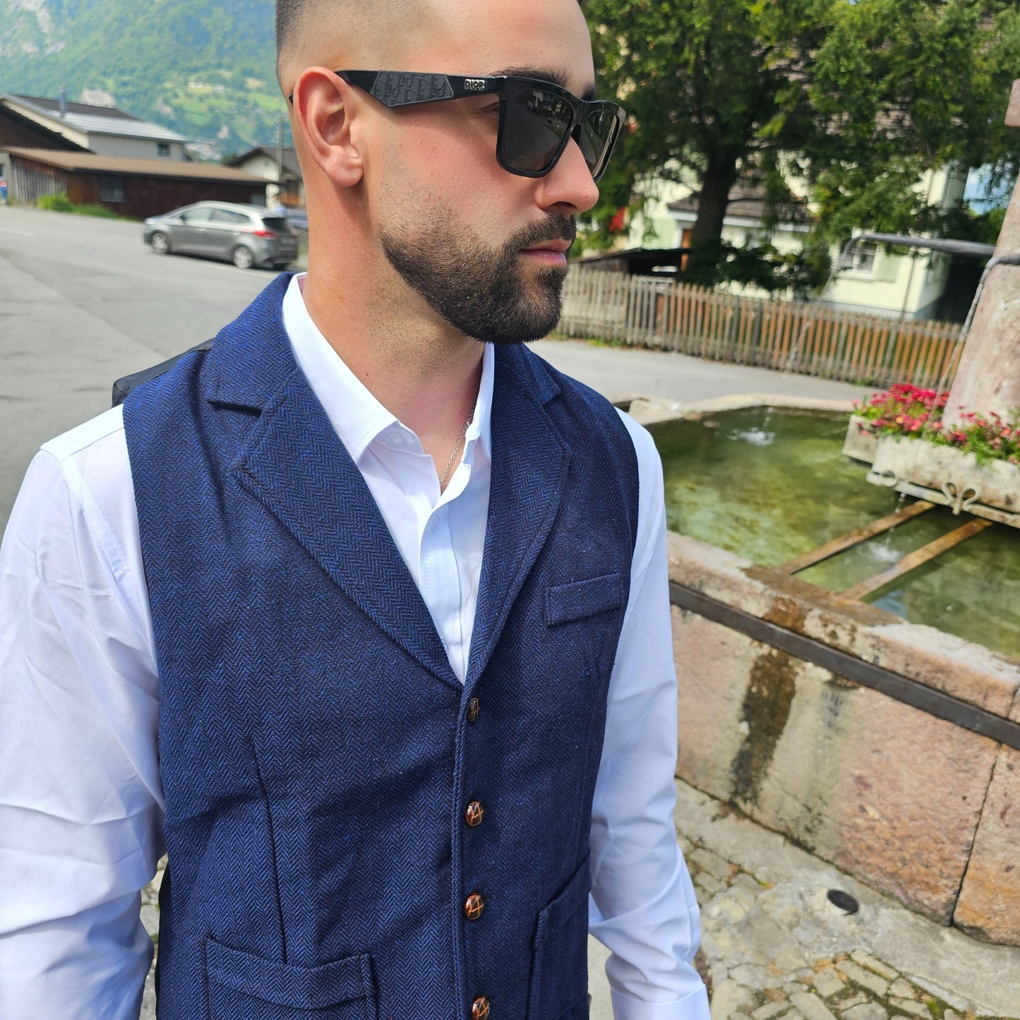 Men’s Herringbone Tweed Vest – Classic European Conservative Style